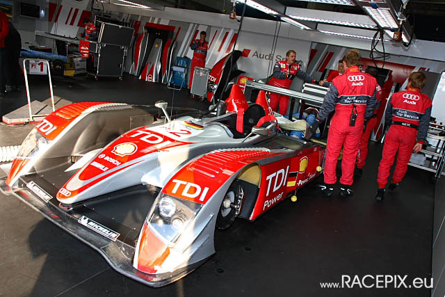 1000Km-Rennen NR 2008 - Sa 01 Fahrerlager IMG_0049