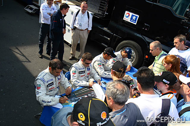 1000Km-Rennen NR 2008 - So 03 Boxen IMG_1777