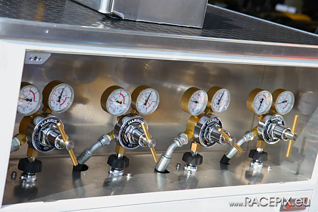 1000Km-Rennen NR 2008 - So 03 Boxen IMG_1800