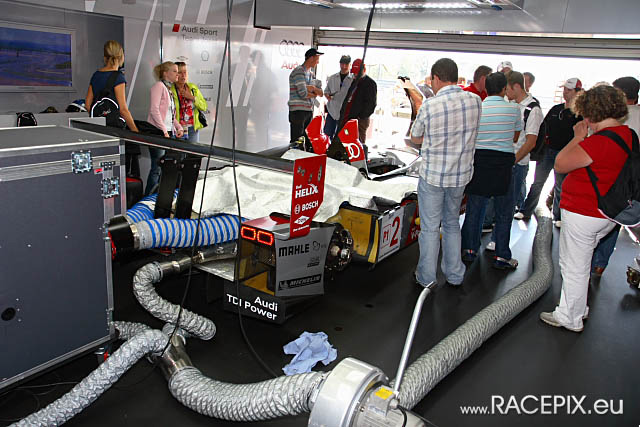 1000Km-Rennen NR 2008 - So 03 Boxen IMG_1852