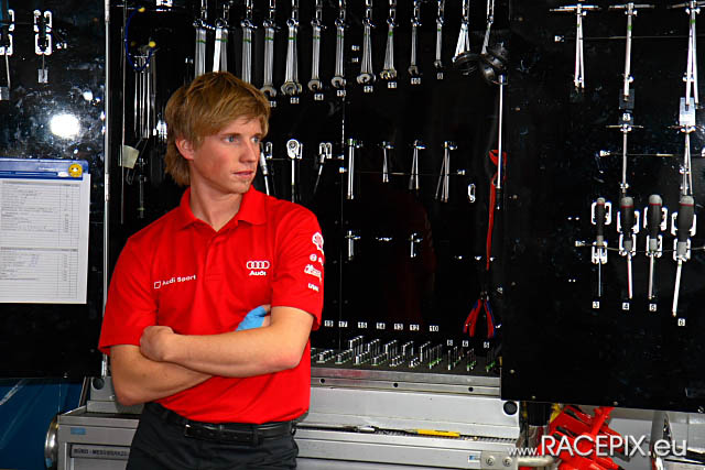 1000Km-Rennen NR 2008 - So 03 Boxen IMG_1853