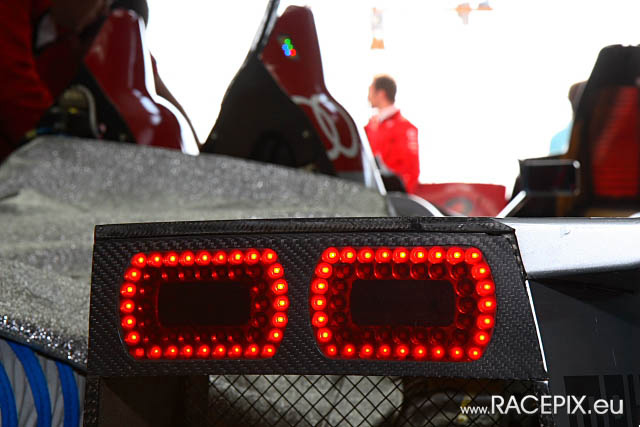 1000Km-Rennen NR 2008 - So 03 Boxen IMG_1854