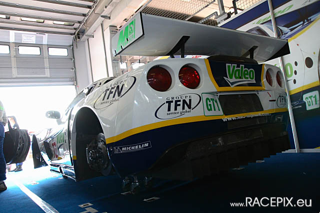 1000Km-Rennen NR 2008 - So 03 Boxen IMG_1882