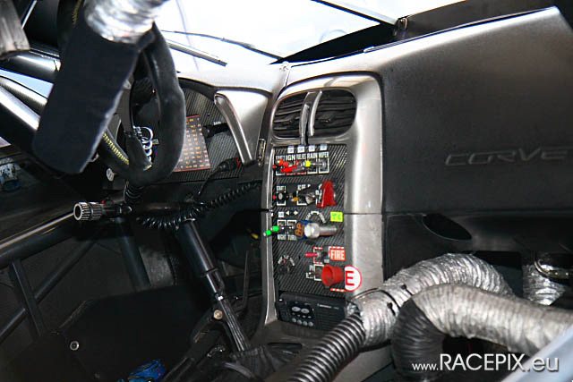 1000Km-Rennen NR 2008 - So 03 Boxen IMG_1884