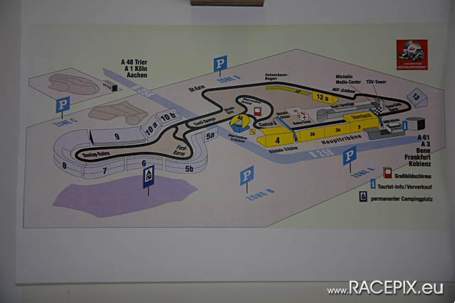 1000Km-Rennen NR 2008 - So 03 Boxen IMG_1897