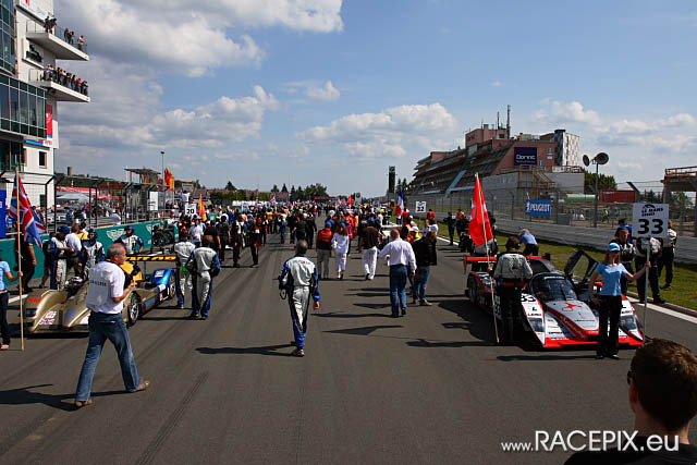 1000Km-Rennen NR 2008 - So 04 Startaufstellung IMG_1940