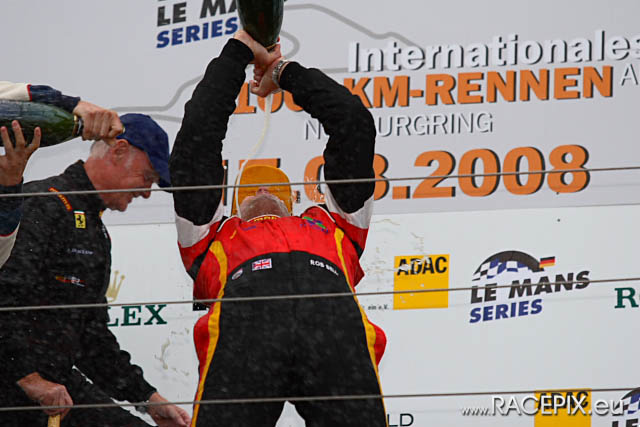 1000Km-Rennen NR 2008 - So 07 Siegerehrung IMG_3906