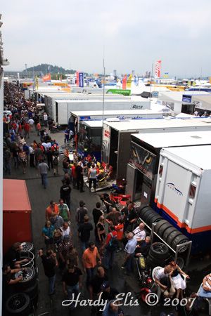 24h-Rennen 2007 - Boxengasse + Startaufstellung 14