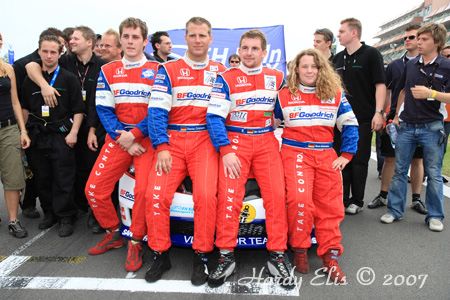 24h-Rennen 2007 - Boxengasse + Startaufstellung 63