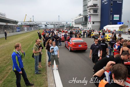 24h-Rennen 2007 - Boxengasse + Startaufstellung 75