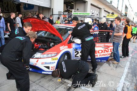 24h-Rennen 2007 - Boxengasse + Breitscheid Nacht 007