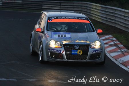 24h-Rennen 2007 - Boxengasse + Breitscheid Nacht 048