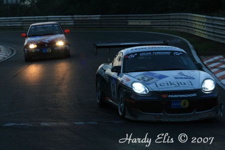 24h-Rennen 2007 - Boxengasse + Breitscheid Nacht 070