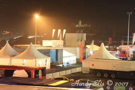 24h-Rennen 2007 - Boxengasse Nacht 03