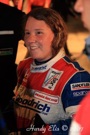 24h-Rennen 2007 - Boxengasse Nacht 25