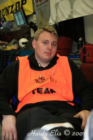 24h-Rennen 2007 - Boxengasse Nacht 26