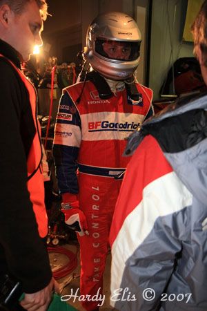 24h-Rennen 2007 - Boxengasse Nacht 27