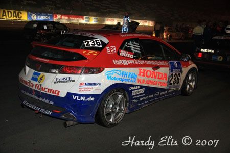 24h-Rennen 2007 - Boxengasse Nacht 67