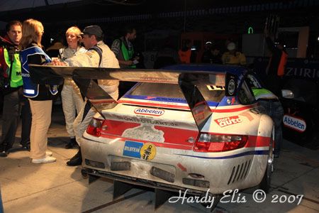 24h-Rennen 2007 - Boxengasse Nacht 80