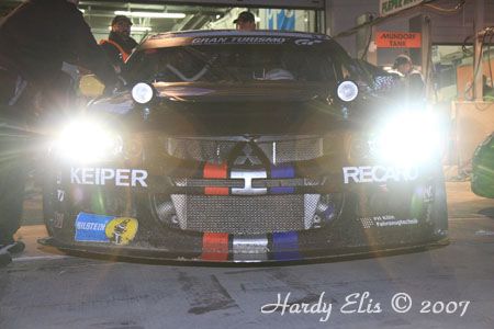 24h-Rennen 2007 - Boxengasse Nacht 82