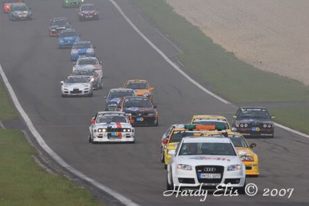 24h-Rennen 2007 - Neustart NGK-Schikane 032