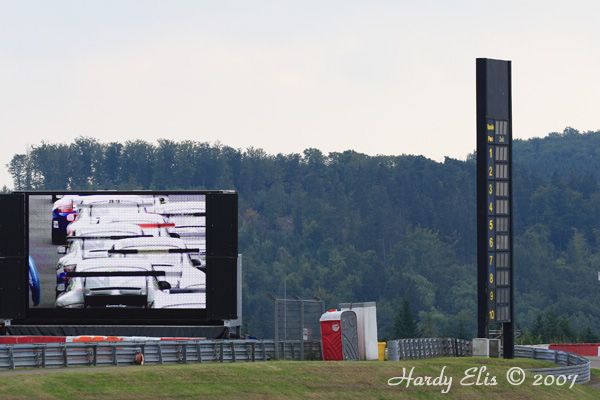 DTM Nuerburgring 2007 - 08 Freitag Porsche-Cup Training2 001