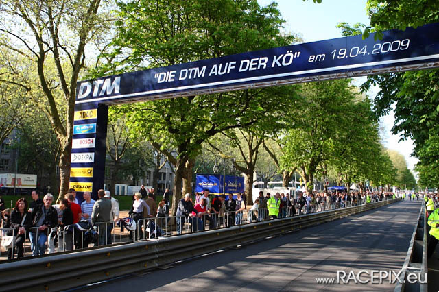 2009-04-19 DTM-Show Dus IMG_0699