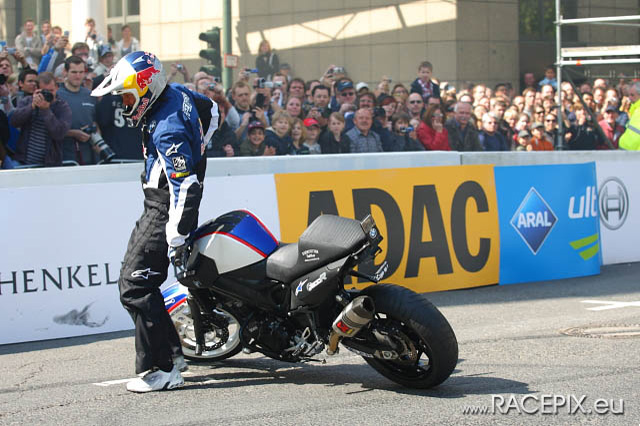 2009-04-19 DTM-Show Dus IMG_0335