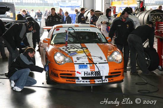 VLN 30-09-06 01 Fahrerlager 01