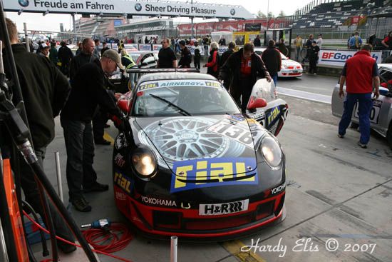 VLN 30-09-06 01 Fahrerlager 16