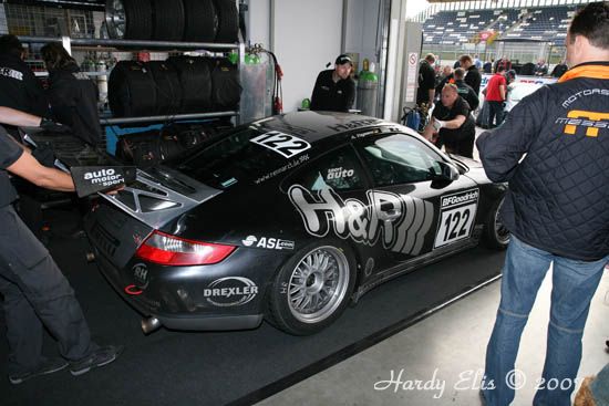 VLN 30-09-06 01 Fahrerlager 24