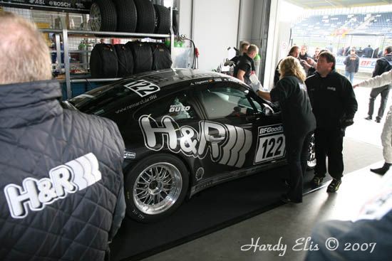 VLN 30-09-06 01 Fahrerlager 29