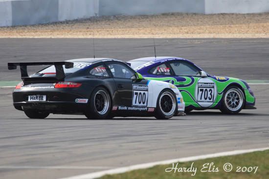 VLN 31-03-2007 01 Start-Ziel 033
