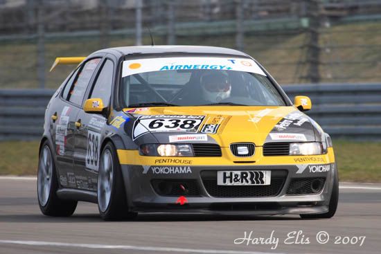 VLN 31-03-2007 01 Start-Ziel 044