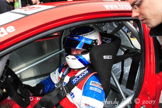 VLN 31-03-2007 03 Boxengasse 09