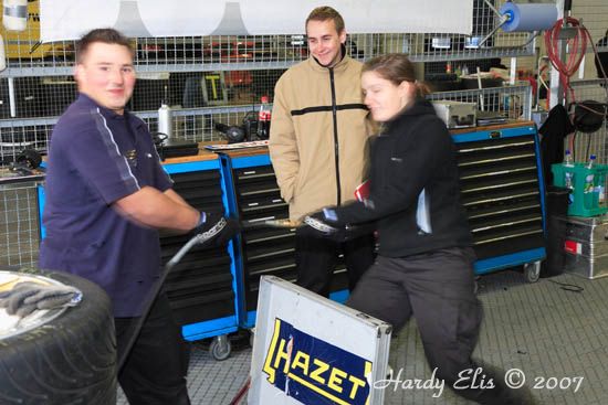 VLN 31-03-2007 03 Boxengasse 19