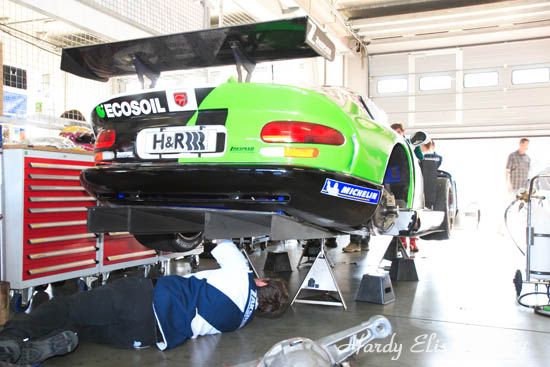 VLN 14-04-2007 01 Boxengasse 011