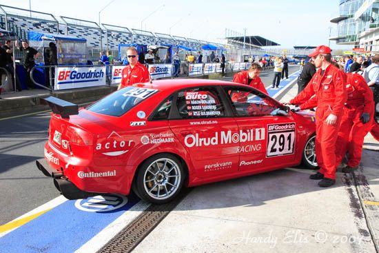 VLN 14-04-2007 01 Boxengasse 025