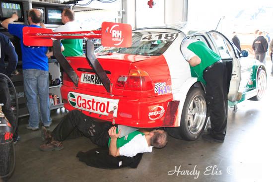 VLN 14-04-2007 01 Boxengasse 044