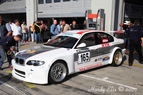 VLN 14-04-2007 01 Boxengasse 048