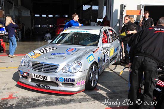 VLN 14-04-2007 01 Boxengasse 049