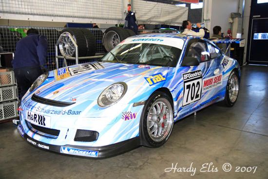 VLN 14-04-2007 01 Boxengasse 055