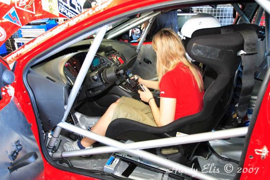 VLN 14-04-2007 01 Boxengasse 105