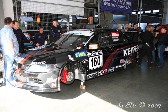 VLN 14-04-2007 01 Boxengasse 110