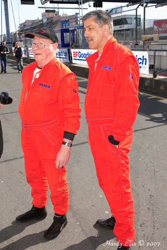 VLN 14-04-2007 01 Boxengasse 114