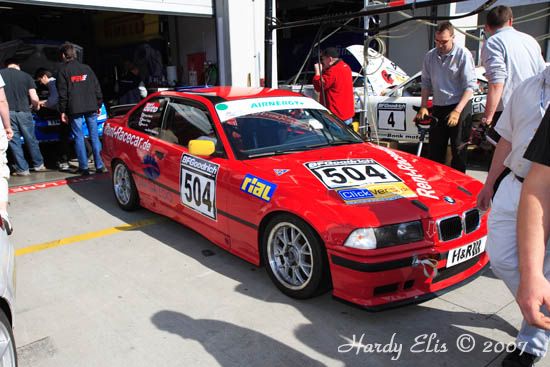 VLN 14-04-2007 01 Boxengasse 118