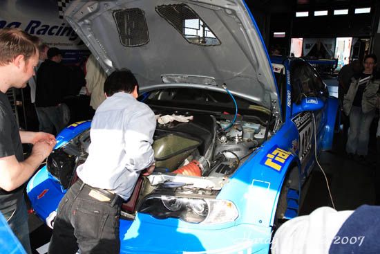 VLN 14-04-2007 01 Boxengasse 119