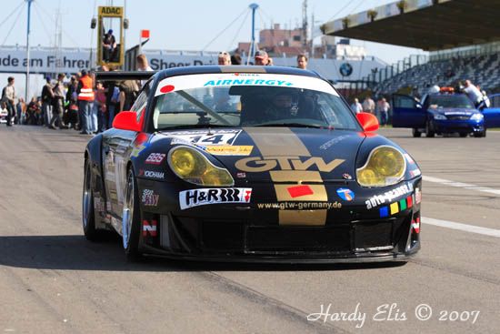 VLN 14-04-2007 02 Boxenausfahrt Startaufstellung 009