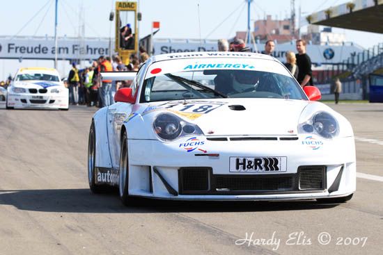 VLN 14-04-2007 02 Boxenausfahrt Startaufstellung 012