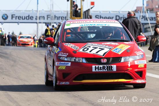 VLN 14-04-2007 02 Boxenausfahrt Startaufstellung 015
